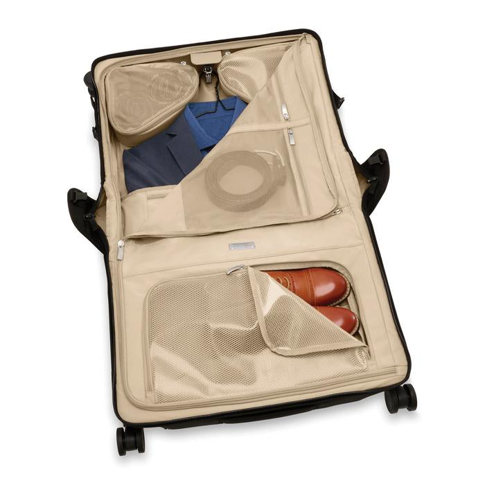 Baseline Wide Carry-on Garment Spinner