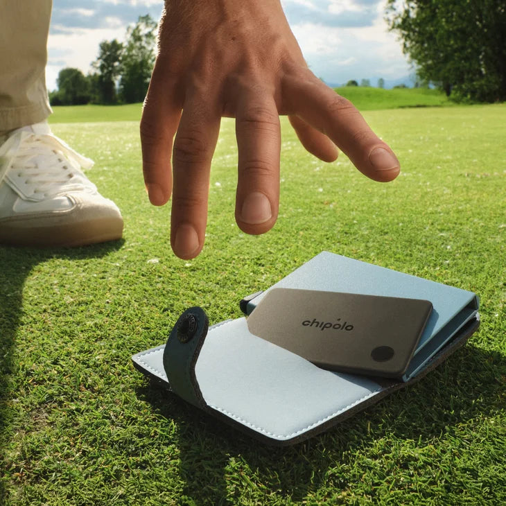 Rechargeable Wallet Tracker