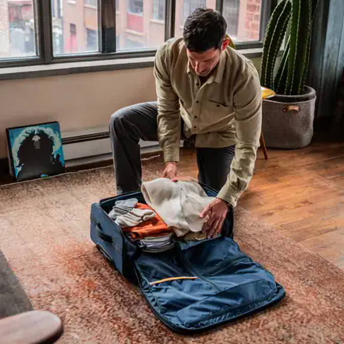Carry-On Garment Roller