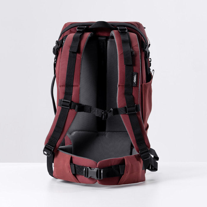 Globerider35 Travel Backpack Garnet comfort straps