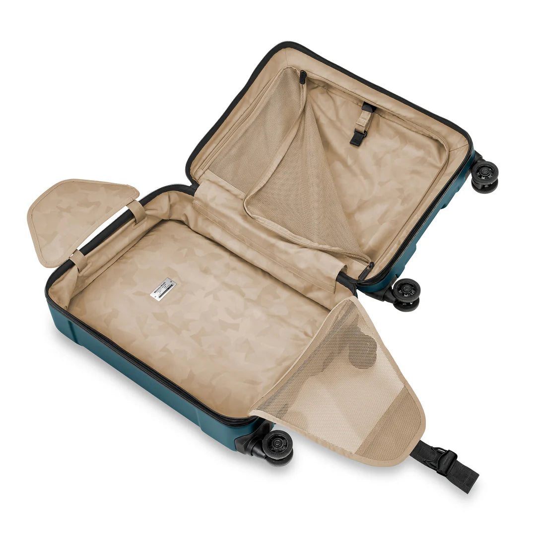 Torq International Carry-on Spinner