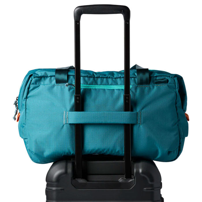 Viaje 35L Travel Duffel